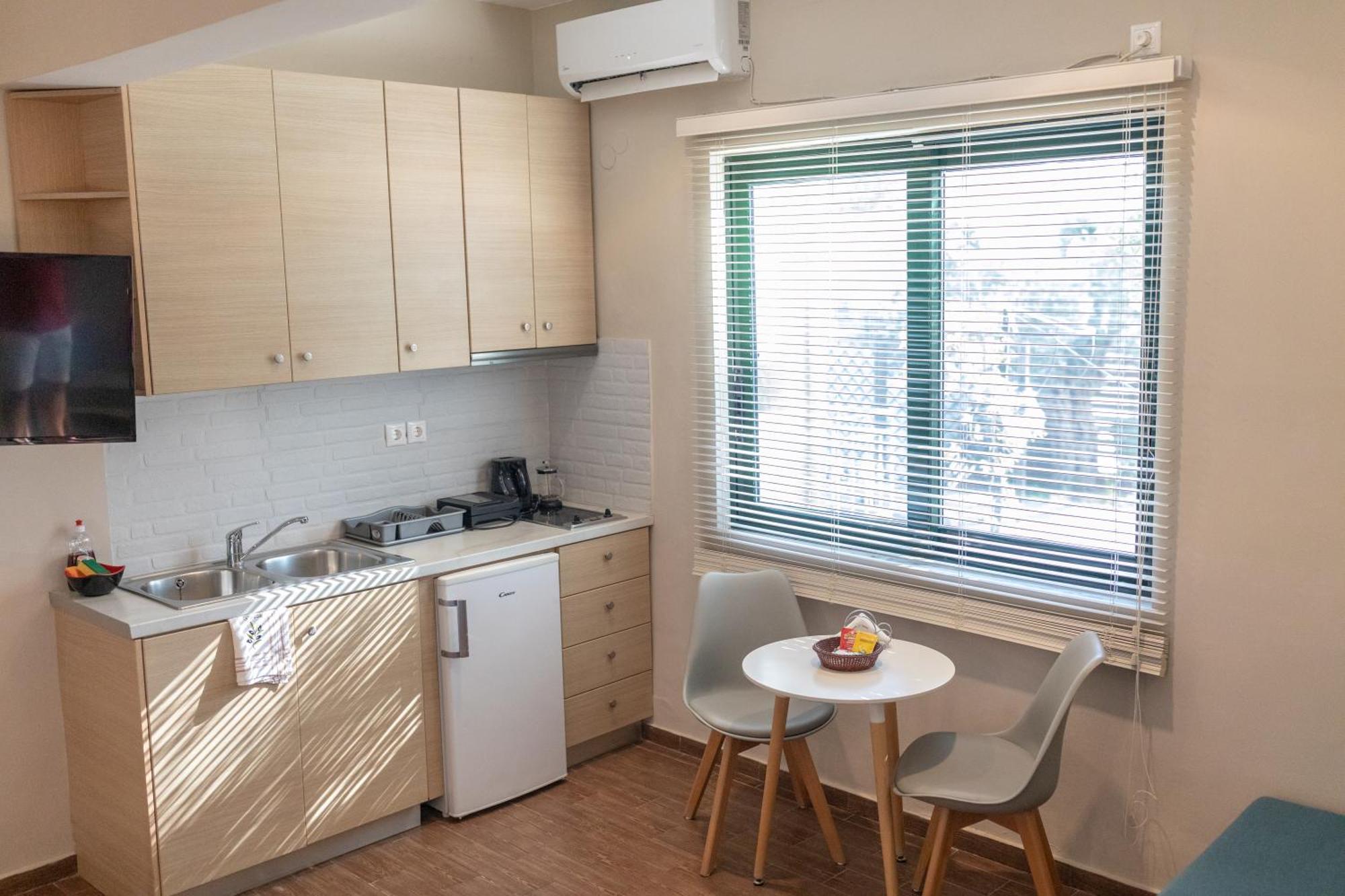 Kedro Ampoulos Rooms & Apartments מראה חיצוני תמונה