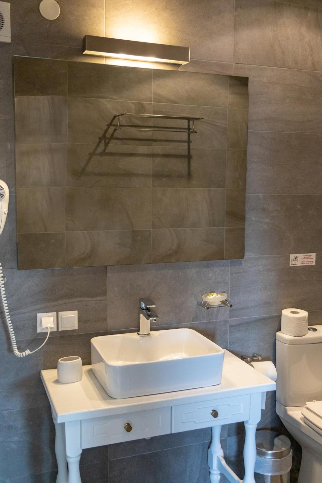 Kedro Ampoulos Rooms & Apartments מראה חיצוני תמונה