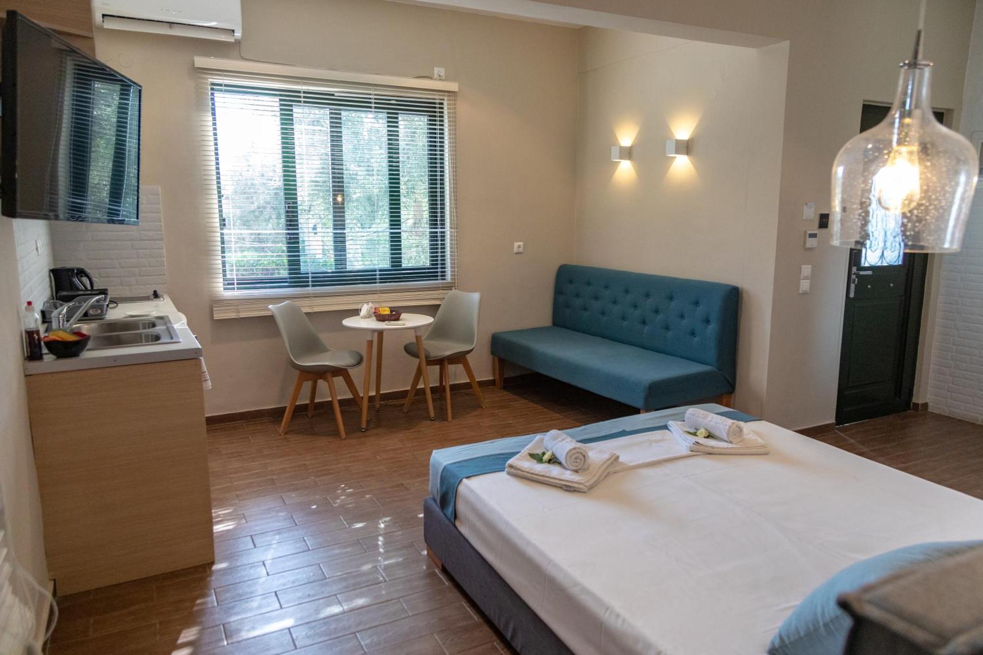 Kedro Ampoulos Rooms & Apartments מראה חיצוני תמונה