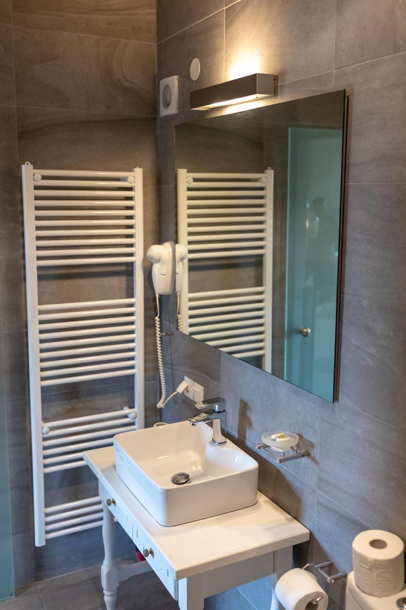 Kedro Ampoulos Rooms & Apartments מראה חיצוני תמונה