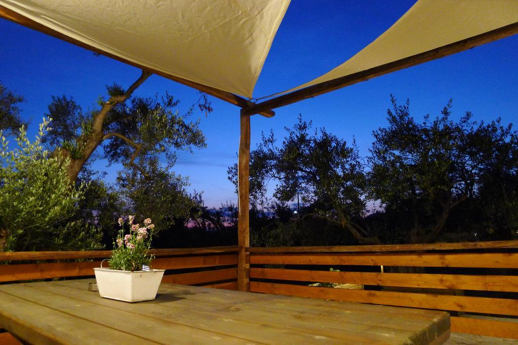 Kedro Ampoulos Rooms & Apartments מראה חיצוני תמונה